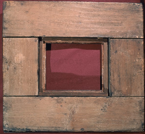REVERSO DE CUADRO-MARCO Y BASTIDOR DEL SIGLO XVII

This image is not downloadable. Contact us for