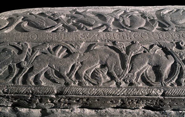 SARCOFAGO DE DONA GONTRUDA S XII ABADESA
OVIEDO, MUSEO ARQUEOLOGICO
ASTURIAS

This image is not