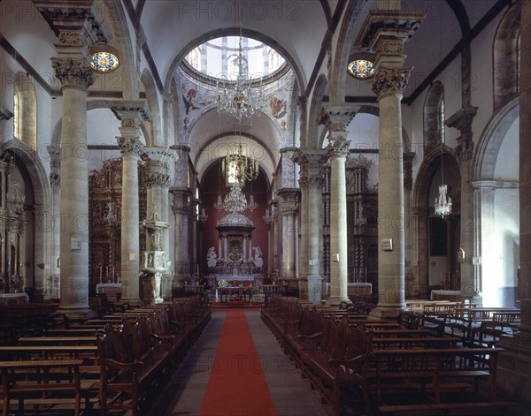 INTERIOR HACIA EL ALTAR MAYOR - 1768
OROTAVA LA, IGLESIA DE LA CONCEPCION
TENERIFE

This image