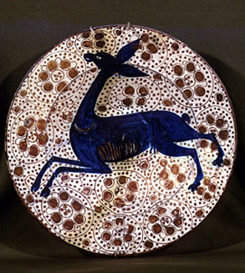 PLATO DE CERAMICA DE MANISES S XV
MADRID, MUSEO ARQUEOLOGICO NACIONAL
MADRID

This image is not