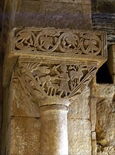 INTERIOR - CAPITEL VISIGOTICO DEL SIGLO VII-SACRIFICIO DE ISAAC
PROVINCIA, IGLESIA DE SAN PEDRO