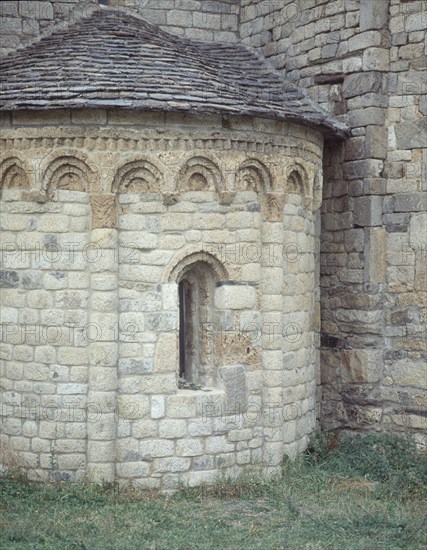 EXTERIOR-ABSIDIOLO
TAHULL, IGLESIA DE SAN CLEMENTE
LERIDA

This image is not downloadable.