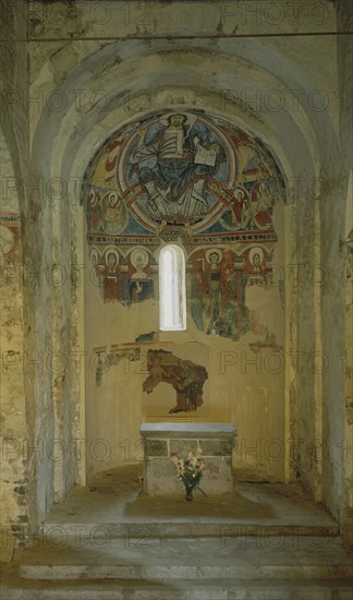 INTERIOR HACIA LA CABECERA
TAHULL, IGLESIA DE SAN CLEMENTE
LERIDA

This image is not
