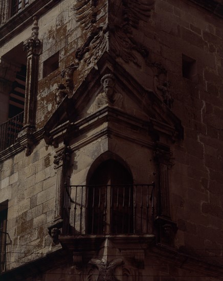 PALACIO S CARLOS-BALCON
TRUJILLO, EXTERIOR
CACERES