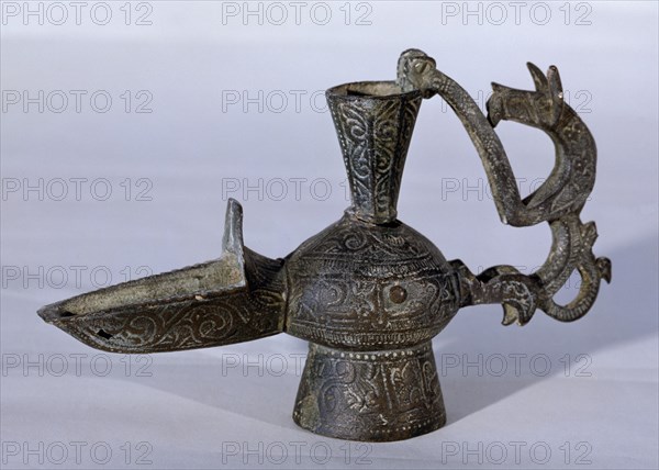 CANDIL DE BRONCE
GRANADA, MUSEO HISPANO-MUSULMAN
GRANADA

This image is not downloadable.