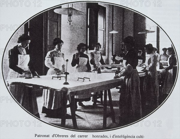 Hª DE CATALUÑA-FOTOGRAFIA DE CUADRO-PATRONATO DE PLANCHADORAS-1910
MADRID, BIBLIOTECA