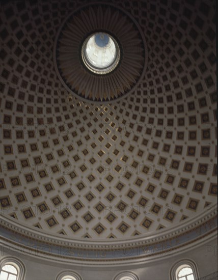 CUPULA S XIX IMITANDO PANTEON DE ROMA
MADINA, PANTEON ROMANO
MALTA

This image is not