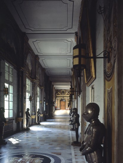 INTERIOR
VALLETTA LA, PALALACIO DE LOS GRANDES MAESTROS
MALTA

This image is not downloadable.