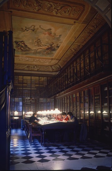 BIBLIOTECA
BARCELONA, ATENEO
BARCELONA

This image is not downloadable. Contact us for the high
