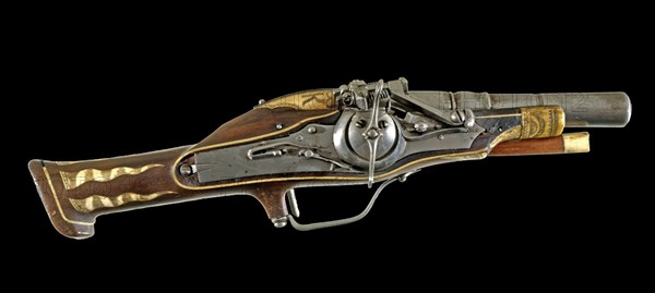 PISTOLA DE CARLOS V
MADRID, ARMERIA REAL
MADRID

This image is not downloadable. Contact us for