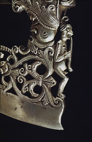 DT FIGURA DE INDIO EN HACHA DE CARLOS V
MADRID, ARMERIA REAL
MADRID

This image is not