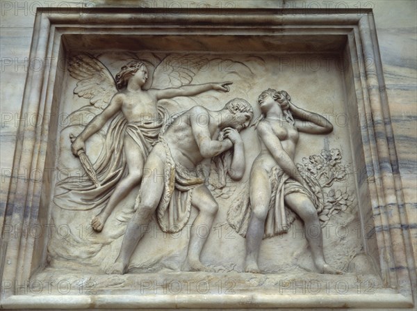 DT FACHADA PRINCIPAL  (EXPULSION DEL PARAISO)
MILAN, CATEDRAL
ITALIA

This image is not