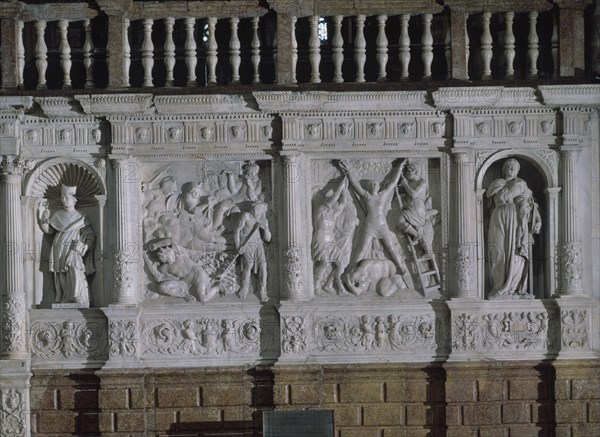 ORDOÑEZ BARTOLOME ?/1520
TRASCORO-RELIEVES DEL MARTIRIO DE STA EULALIA- DET DE STA EULALIA EN LA