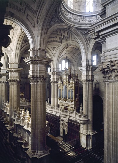 VANDELVIRA ANDRES 1509/75
INTERIOR DE LA NAVES Y ORGANO
JAEN, CATEDRAL
JAEN