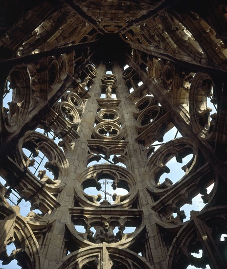 INTERIOR DE LA AGUJA DE LA TORRE
OVIEDO, CATEDRAL DE SAN SALVADOR
ASTURIAS

This image is not