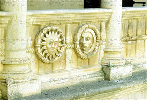 CLAUSTRO DETALLE DEL SOL Y LA LUNA
STA MARIA HUERTA, MONASTERIO
SORIA
