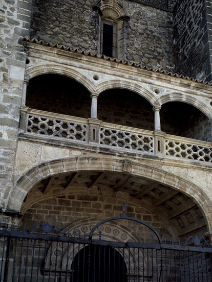 VANDELVIRA ANDRES 1509/75
EXTERIOR - PUERTA DEL SOL - XVI
VILLACARRILLO, IGLESIA DE LA