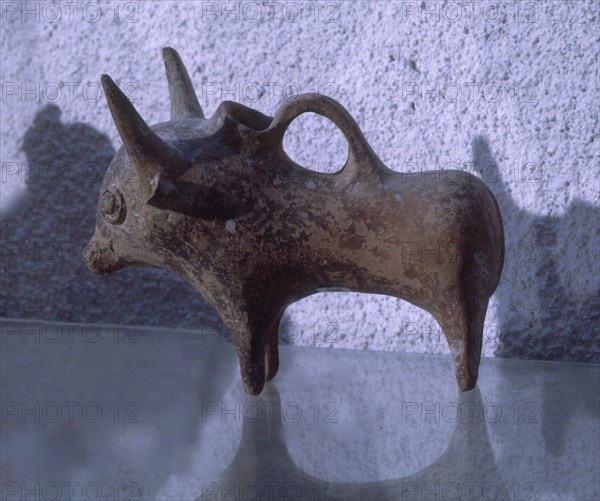 MUSEO-TORO DE CERAMICA CHIPRIOTA (2000-1600 AC)
MONTSERRAT, MONASTERIO
BARCELONA

This image is