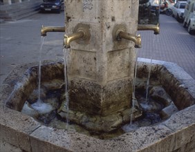 FUENTE DE LOS SEIS CAÑOS EN LA PLAZA MAYOR - CAÑOS
ARGANDA, EXTERIOR
MADRID