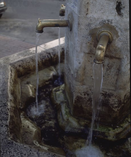 FUENTE DE LOS SEIS CAÑOS EN LA PLAZA MAYOR - CANOS
ARGANDA, EXTERIOR
MADRID