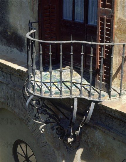 BALCON CON SUELO CERAMICO DE AZULEJOS
GANDIA, PALACIO DUCAL
VALENCIA