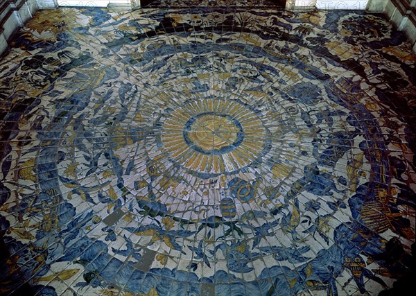 GALERIA DORADA (1671/1713)-PAVIMENTO CERAMICO CIRCULAR
GANDIA, PALACIO DUCAL
VALENCIA

This