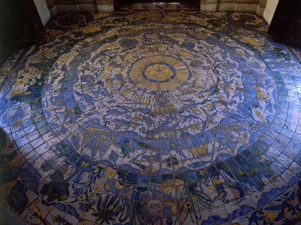 GALERIA DORADA - PAVIMENTO CERAMICO CIRCULAR
GANDIA, PALACIO DUCAL
VALENCIA

This image is not