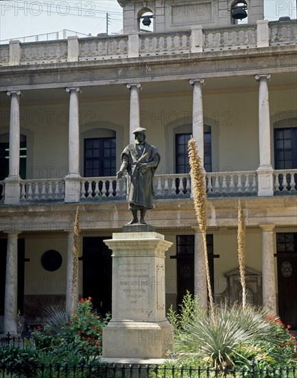 AIXA
LUIS VIVES - MONUMENTO
VALENCIA, UNIVERSIDAD
VALENCIA