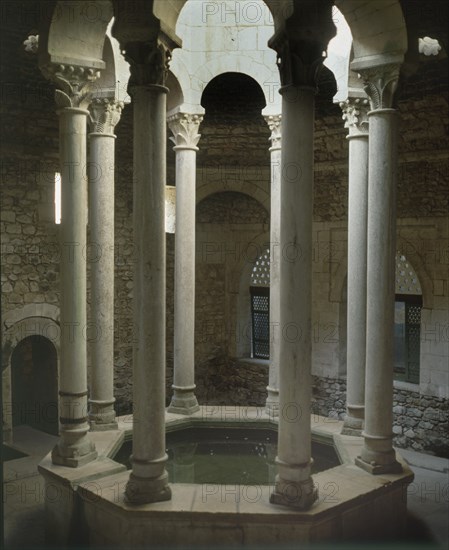 VISTAS DEL INTERIOR
GERONA, BAÑOS ARABES
GERONA

This image is not downloadable. Contact us for