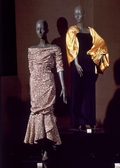 BALENCIAGA CRISTOBAL 1895/1972
TRAJES DE NOCHE-1950-51           CAT 45-55
LYON, EXPOSICION