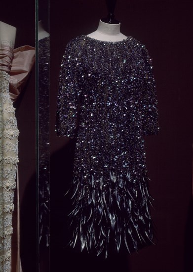 BALENCIAGA CRISTOBAL 1895/1972
VESTIDO DE FIESTA-INVIERNO 1965     CAT 165
LYON, EXPOSICION