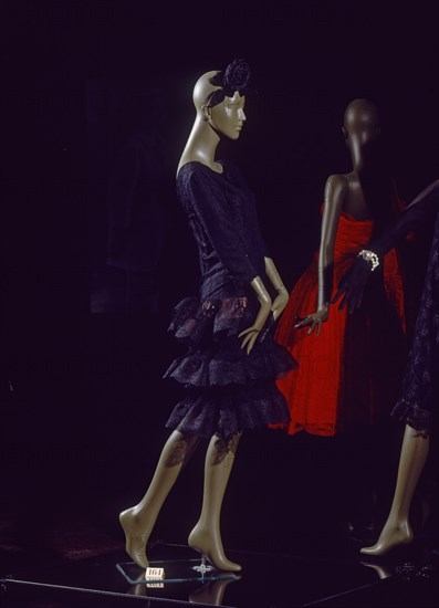 BALENCIAGA CRISTOBAL 1895/1972
TRAJE DE COCKTAIL-INVIERNO 1965     CAT 164
LYON, EXPOSICION