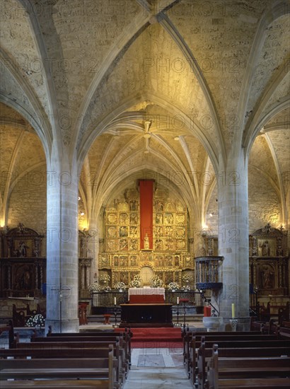 GENERAL DEL INTERIOR - NAVES Y CABECERA GOTICOS
GALDACANO, IGLESIA DE SANTA MARIA
VIZCAYA

This