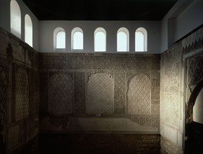 MOHEB ISAAC
INTERIOR-FRONTAL DE YESERIAS MUDEJARES-S XIV
CORDOBA, SINAGOGA
CORDOBA

This image
