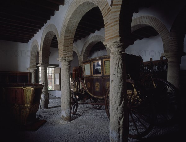 CABALLERIZAS-COCHERA-CARROZA
CORDOBA, PALACIO VIANA
CORDOBA

This image is not downloadable.