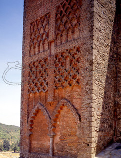 CASTILLO-IGLESIA-DET TORRE CON DECORACION MUDEJAR
ARACENA, EXTERIOR
HUELVA

This image is not
