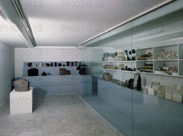 OTEIZA JORGE 1908/2003
EXPOSICION-VITRINAS
MADRID, FUNDACION CAIXA
MADRID

This image is not