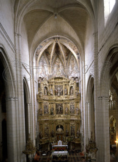INTERIOR-RETABLO MAYOR S XVII-PLATERESCO-BARROCO
VIANA, IGLESIA DE SANTA MARIA
NAVARRA

This