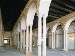 APEADERO DE LOS COCHES DE CABALLOS-COLUMNAS GEMELAS
SEVILLA, REALES ALCAZARES
SEVILLA

This