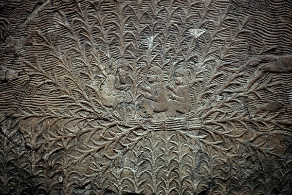 CALDEOS ESCONDIDOS POR ASIRIO ENTRE CAÑAS-RELIEVE
LONDRES, BRITISH MUSEUM
INGLATERRA

This
