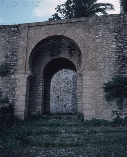 PUERTA ARABE EN LA MURALLA
RONDA, EXTERIOR
MALAGA