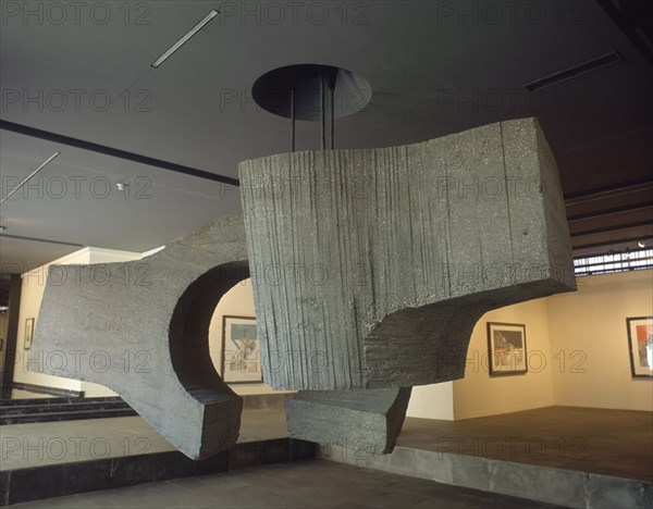 CHILLIDA EDUARDO 1924/2002
ESCULTURA
BILBAO, MUSEO BELLAS ARTES
VIZCAYA

This image is not
