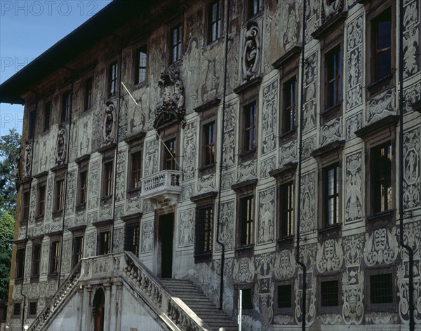 FACHADA DE LA ESCUELA NORMAL DE MAESTROS
PISA, EXTERIOR
ITALIA