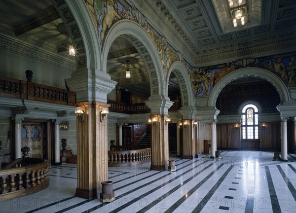 INTERIOR-HALL DE LA PLANTA SUPERIOR-ARCOS DECORADOS-FRESCOS
PALMAS LAS, TEATRO PEREZ GALDOS
GRAN