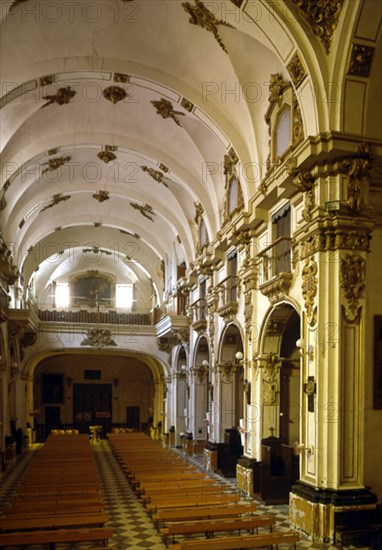 INTERIOR HACIA LOS PIES-BOVEDAS DE CAÑON-
MURCIA, IGLESIA DE LA MERCED
MURCIA