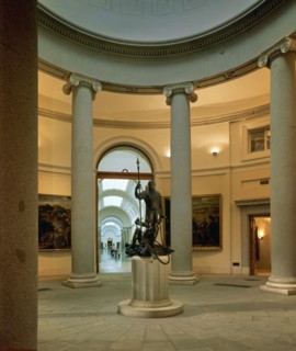 Sculpture de Charles Quint dominant la fureur
