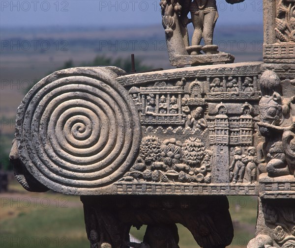 STUPA Nº1-"CIUDAD" Y DISCO SOLAR-DET TORANA NORTE(PUERTA)
SANCHI, STUPA 1
INDIA