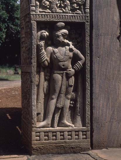 STUPA Nº1-DET TORANA(PUERTA)-RELIEVE ESCULTORICO EN LA JAMBA
SANCHI, STUPA 1
INDIA