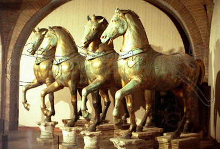 4 CABALLOS EN BRONCE(ANTES EN EXT DE LA IGL)-SE CREEN GRIEGO
VENECIA, MUSEO SAN MARCOS
ITALIA
