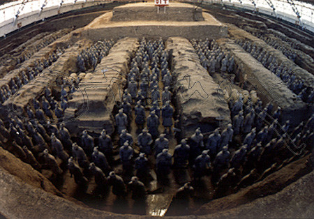 CONJUNTO DEL MAUSOLEO-GUERREROS Y CABALLOS-BARRO COCIDO-S III A J C-OJO DE PEZ
XIAN, MAUSOLEO QIN